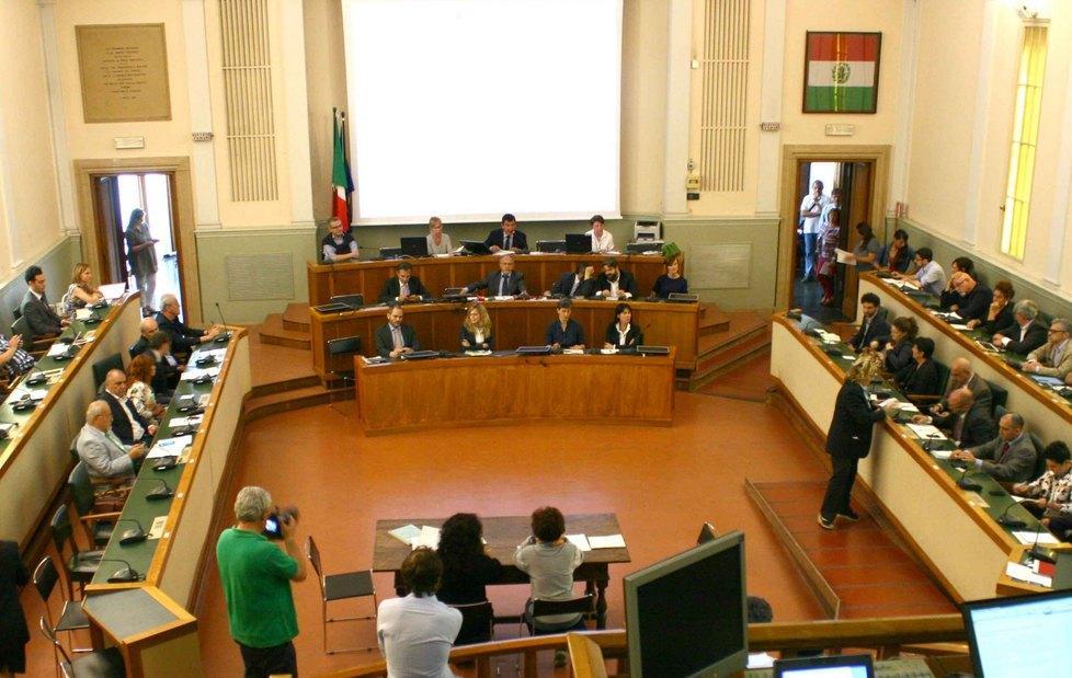 Ultimo posto ai grillini in commissione controllo 