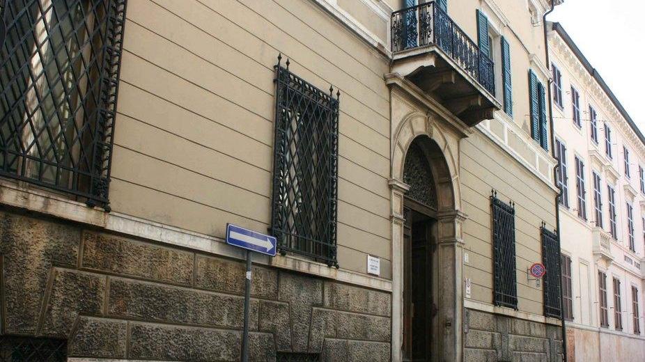 «Centro storico allargato e piazza Verdi pedonale»