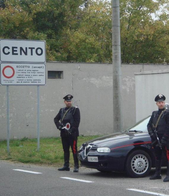 «Vi do 500 euro se strappate il verbale», condannato 