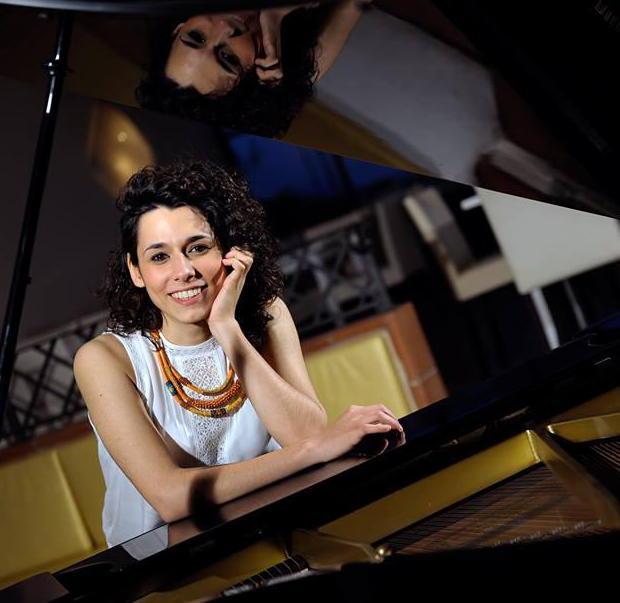 Eleonora canta Viareggio sul web 