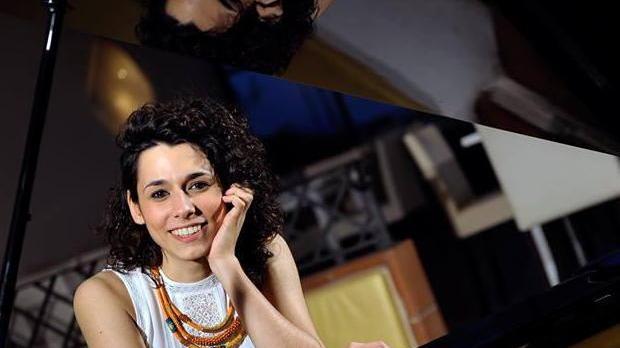 Eleonora canta Viareggio sul web