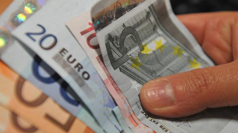«Diamo un aiuto alle persone oneste in tempo di crisi»
