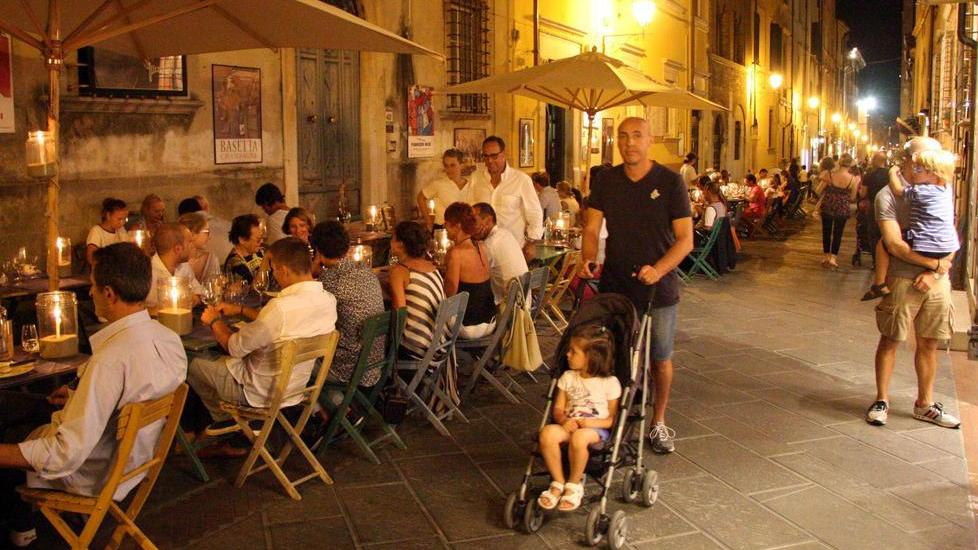 Niente vigili per le calde notti d’estate