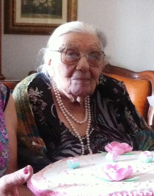 Il record di zia Maddalena la nonnina festeggia 107 anni
