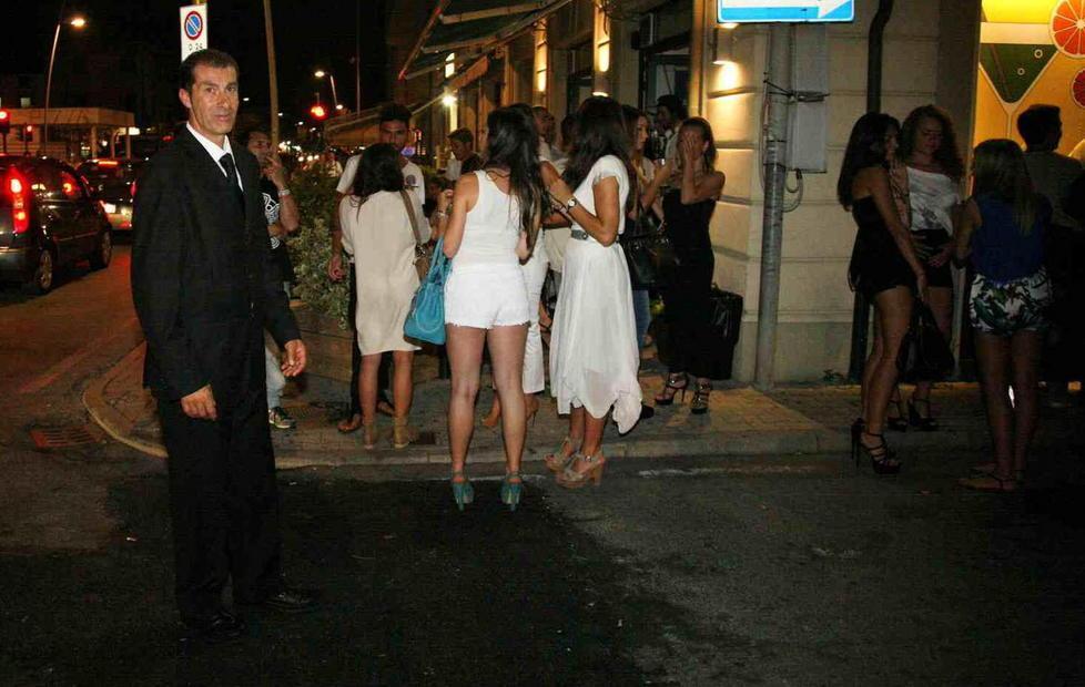 Caos movida, i locali mettono i vigilantes 