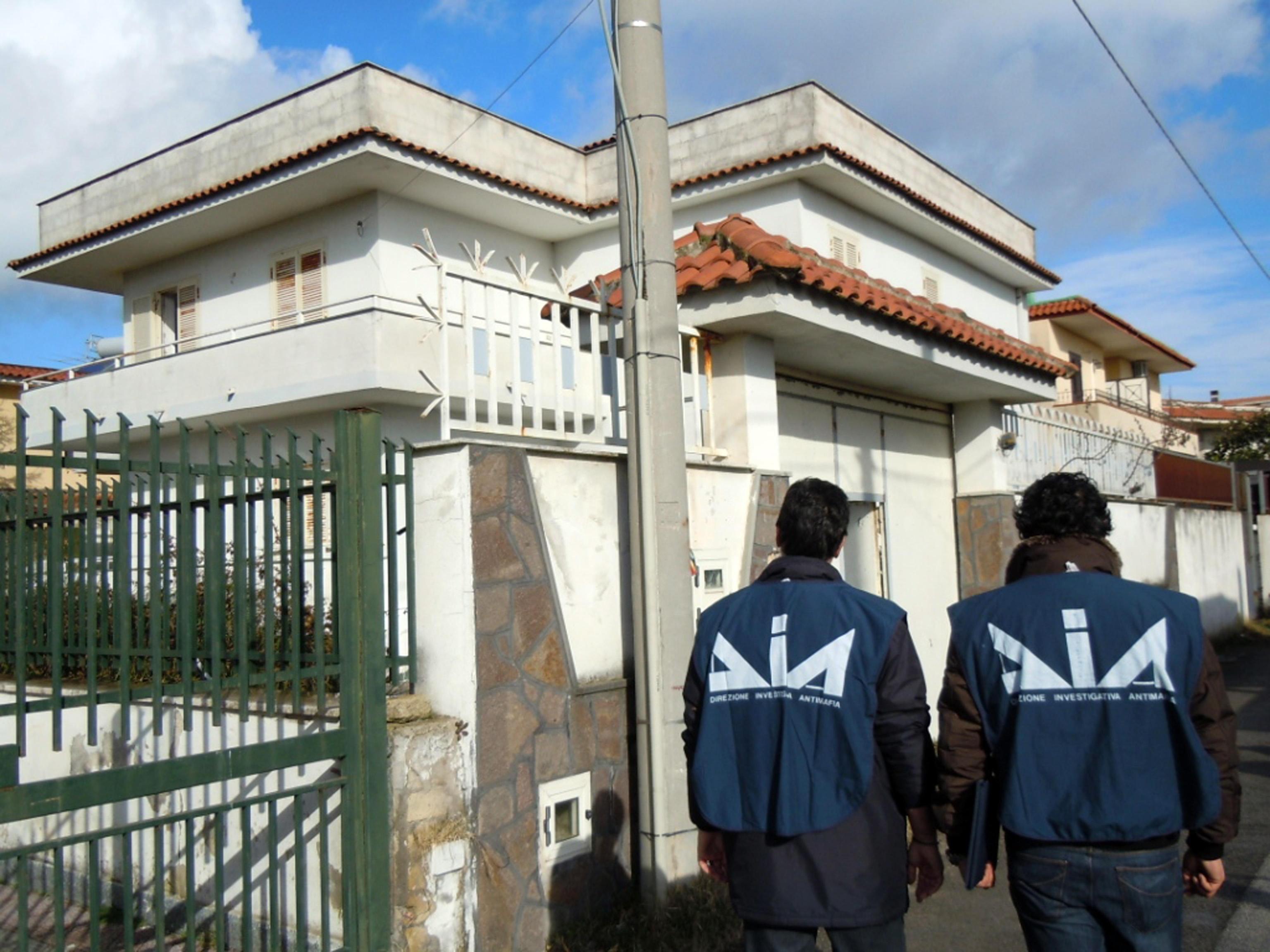 Personale della Dia che ha operato il sequestro dei beni
