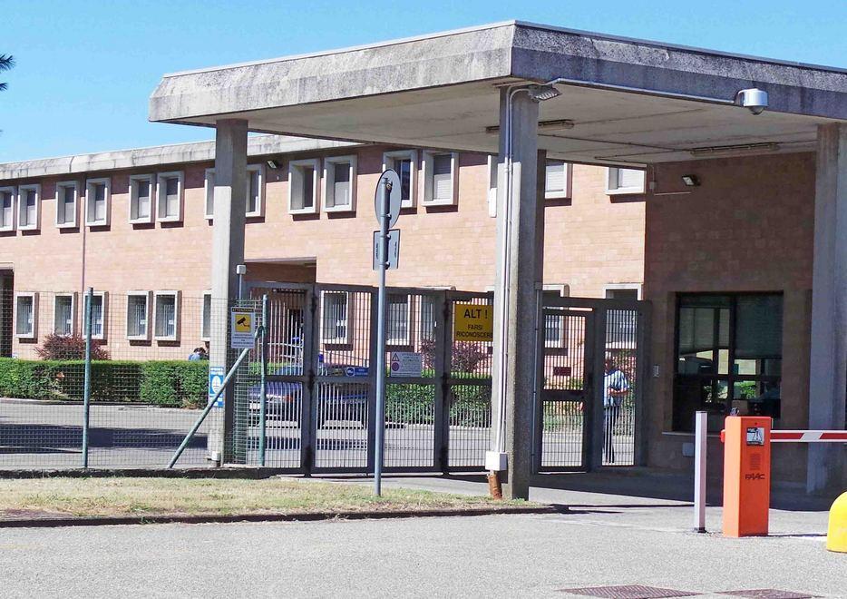 «Due tentati suicidi a Ferrara e Modena»