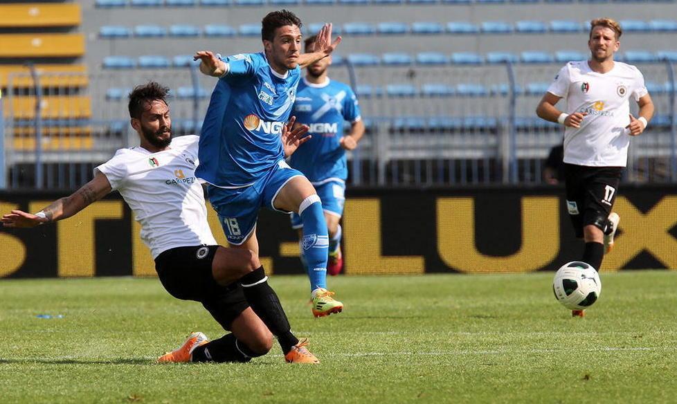 Sciolto il nodo Sepe il portiere in azzurro Ora sotto con Verdi 