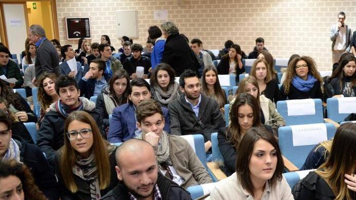 Record di centisti al “Cattaneo”, cinque nella stessa classe