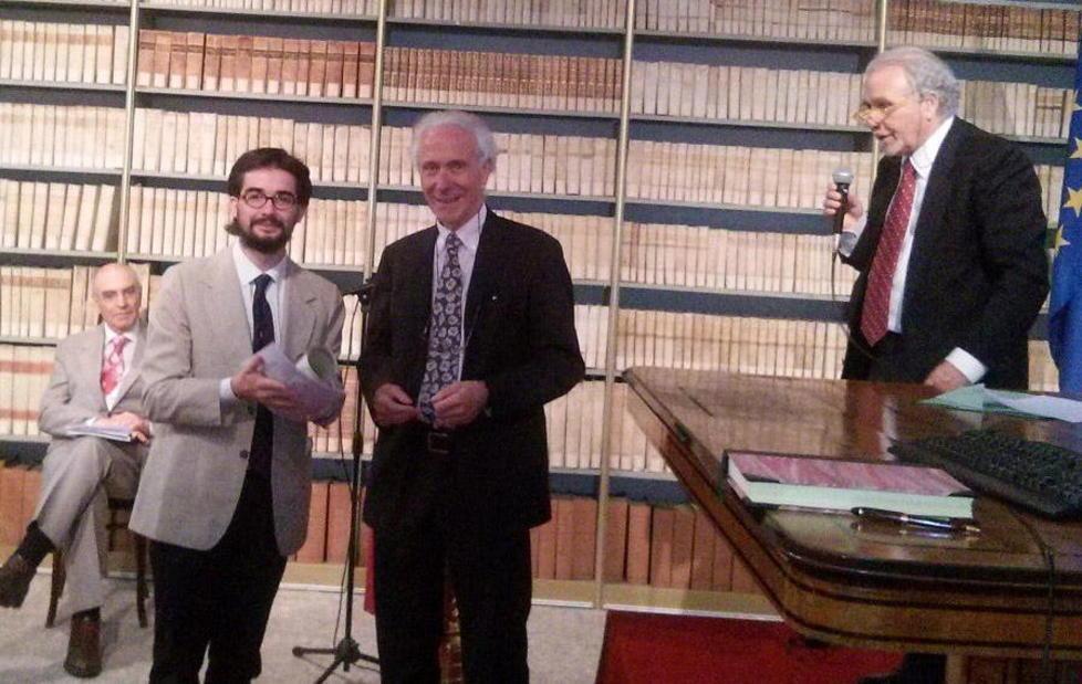 Giovane ricercatore vince il Premio Unasa 