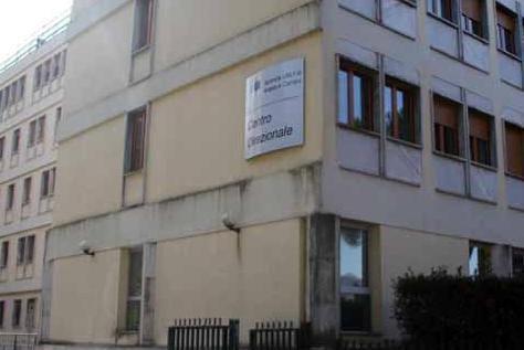 Otto mesi per fare un’eco o una visita vascolare