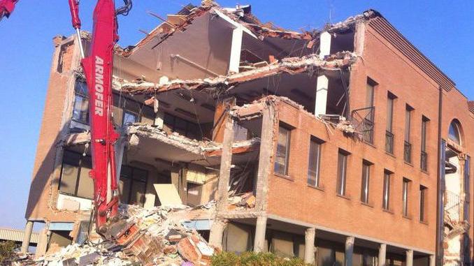 AAA cercasi commissario per terremoto e alluvione