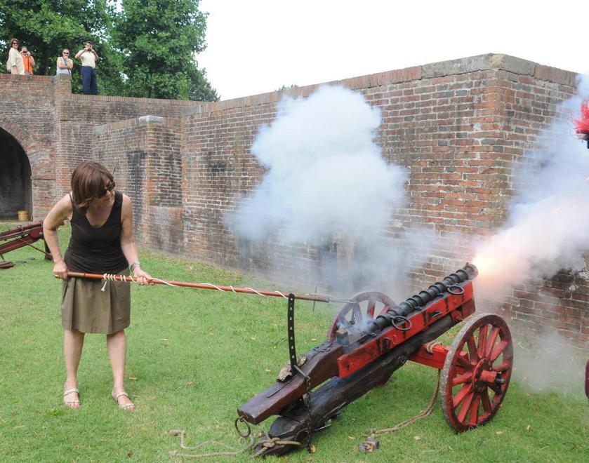 San Paolino, lo sparo del cannone ricorda il miracolo 