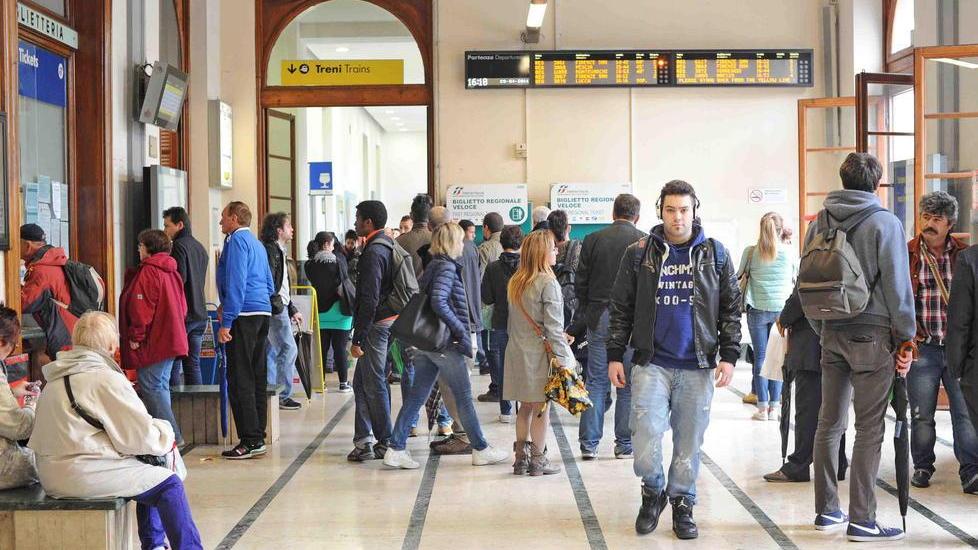 «Code interminabili agli sportelli automatici»