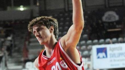 Basket, Reggio ha in pugno Polonara