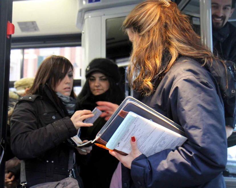 Bus, controlli a raffica per chi è senza biglietto 