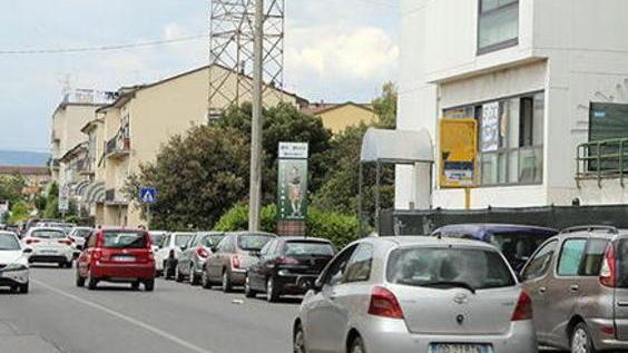 Lampioni al buio Cavi di rame rubati in quattro strade