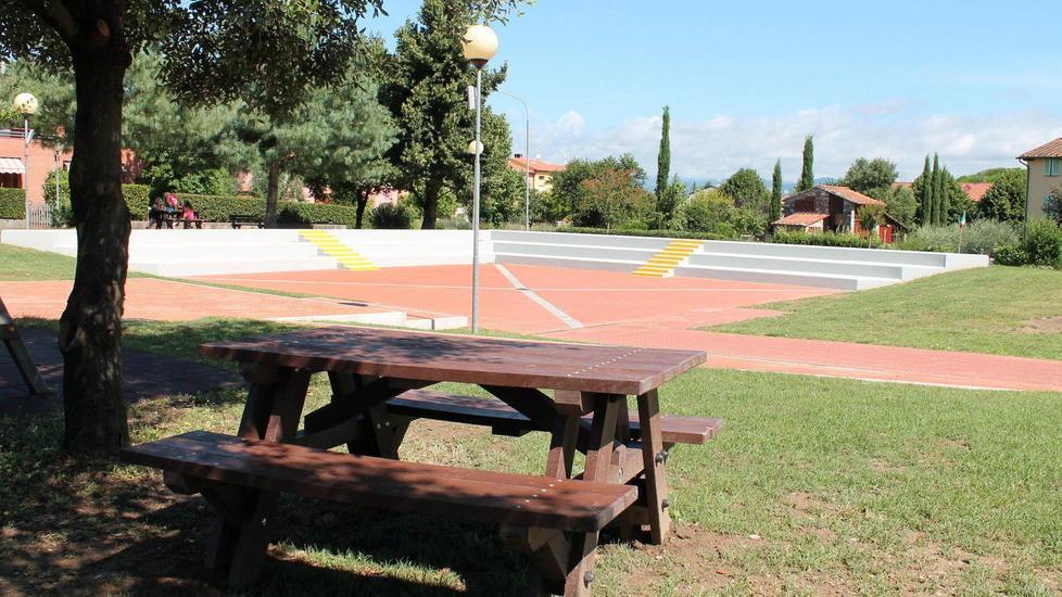 Un teatro all’aperto a Guamo nel nuovo parco pubblico