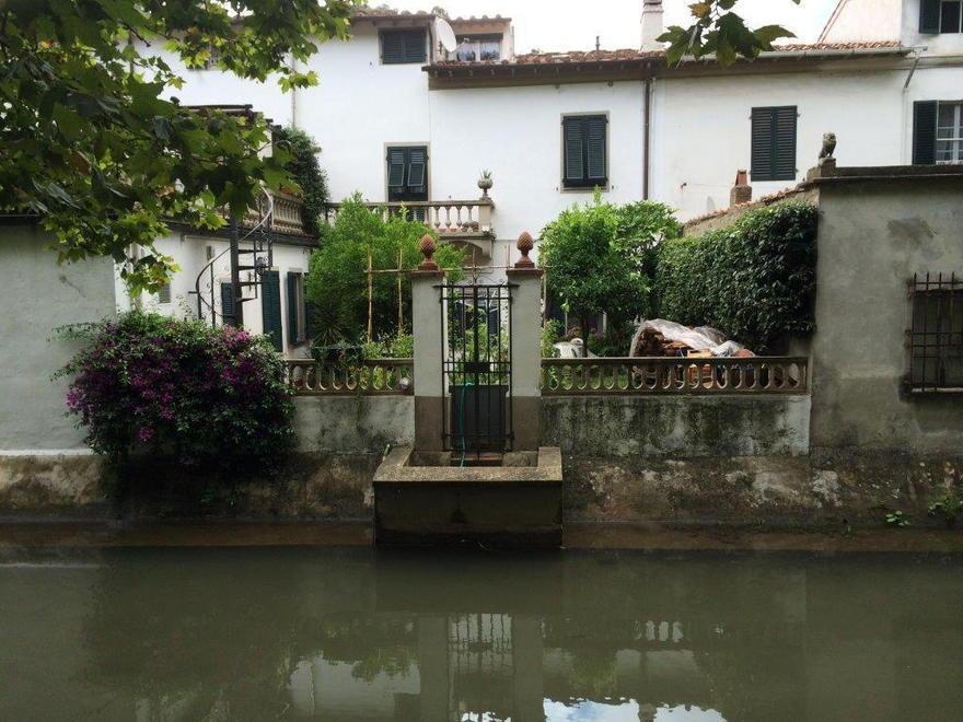 La Provincia: stop alla tassa sui lavatoi 