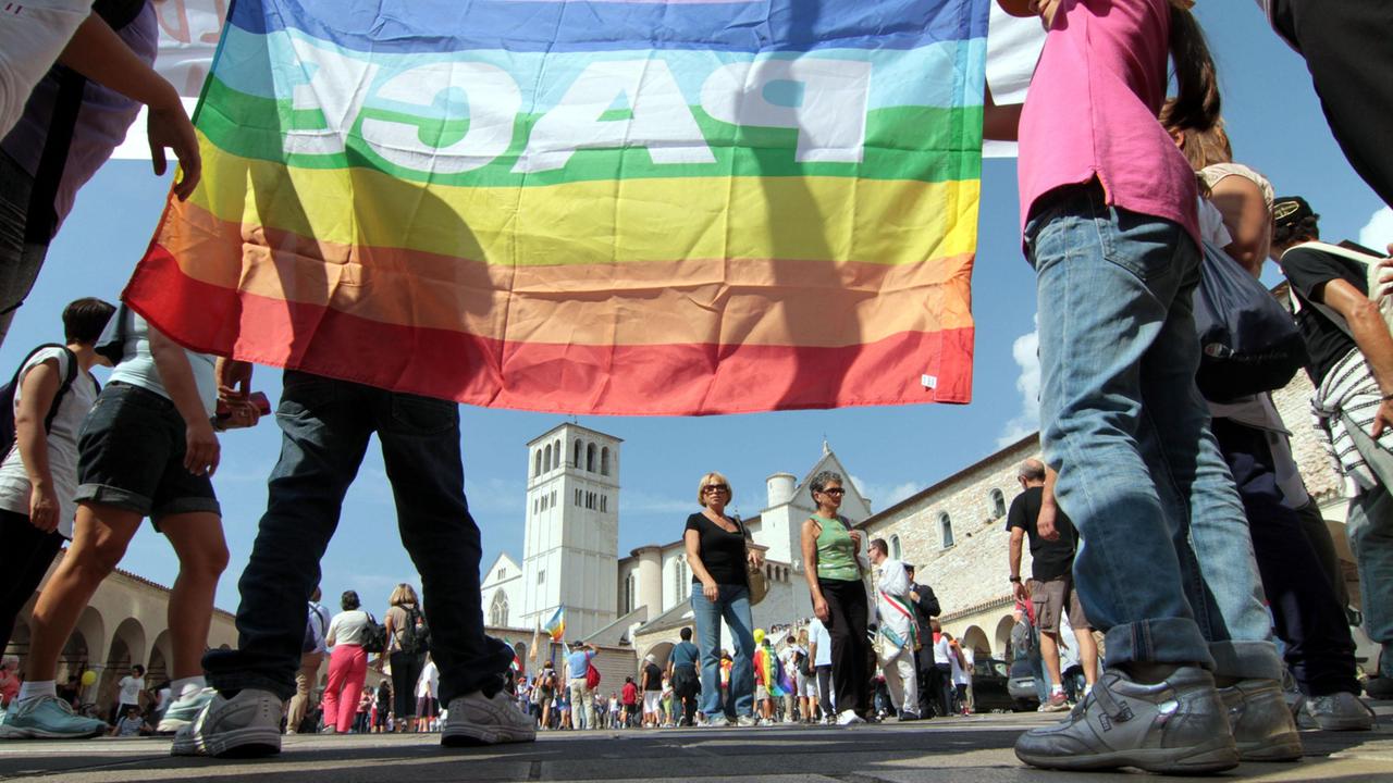 Marcia per la pace Perugia-Assisi: il Comune di Pistoia aderisce con un progetto rivolto alle scuole