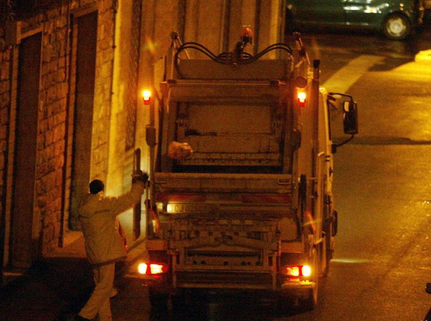 Entro l’anno tutta la città farà la raccolta porta a porta