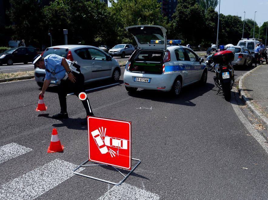 Incrocio maledetto, morta ciclista investita 