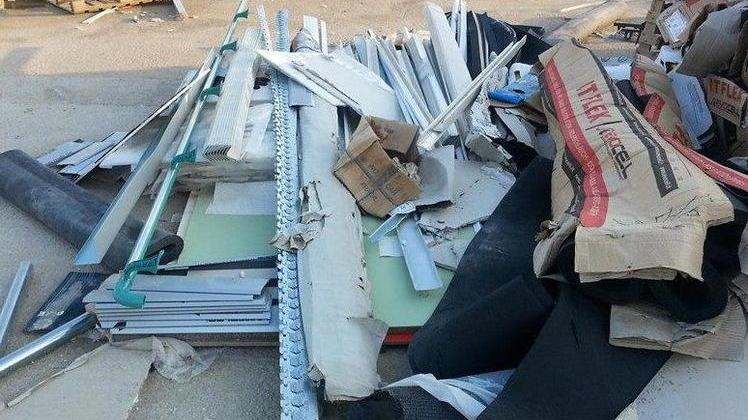 La discarica scandalo nell’area dell’ex cantiere dell’ ospedale