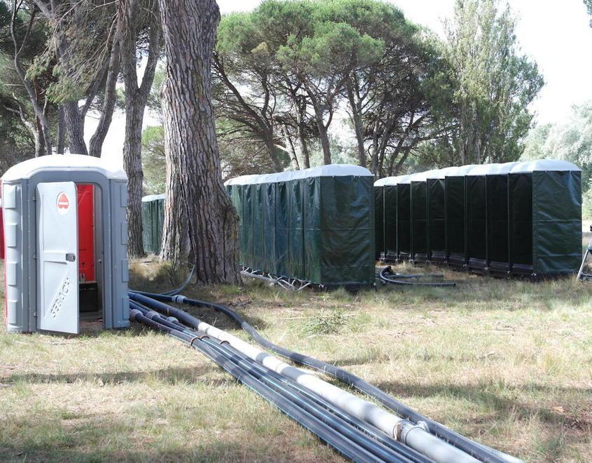 Cablaggi, servizi e bagni ecco la tendopoli scout 