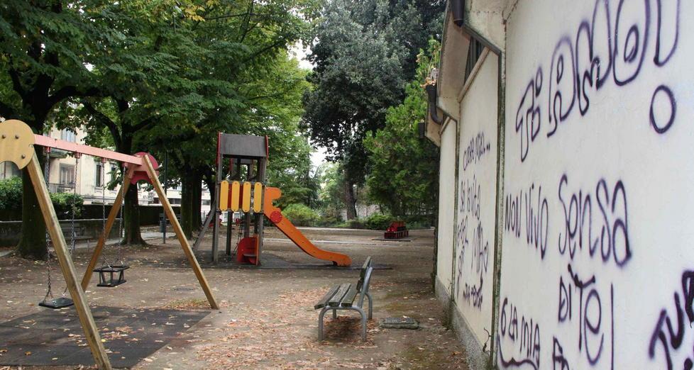 Psicologo racconta in tv la violenza su un sedicenne alla Passerella 