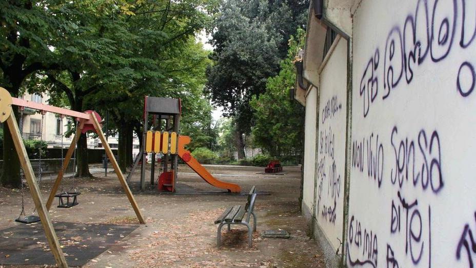 Psicologo racconta in tv la violenza su un sedicenne alla Passerella