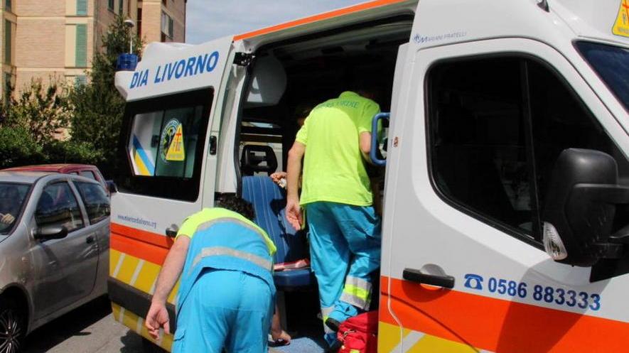 Rogo in casa per una lavatrice paura per due donne
