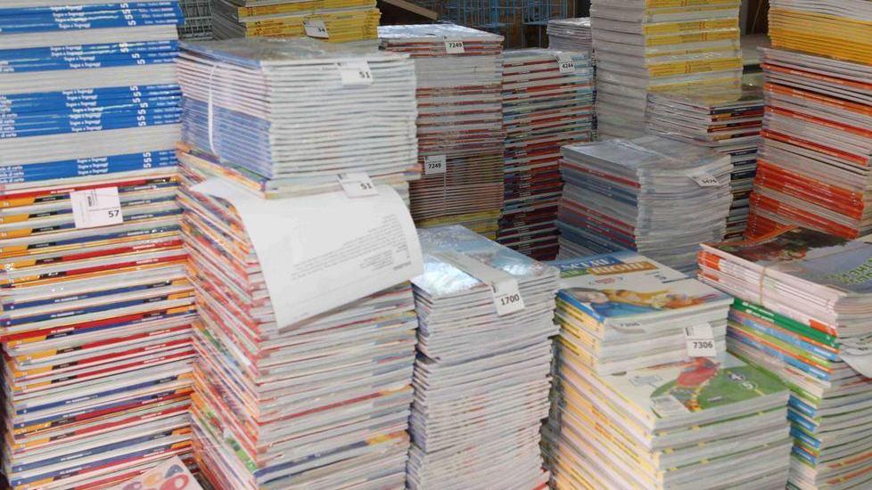 «Qualcuno può acquistare i libri per mia figlia?»