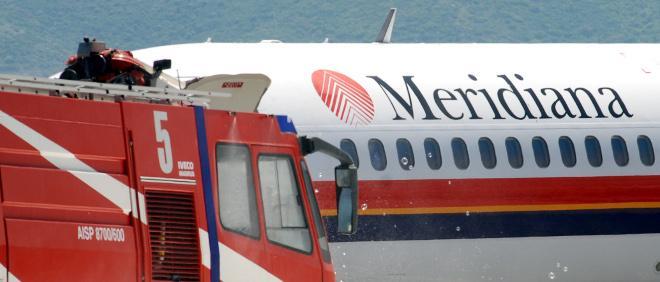 Fumo in aereo durante il decollo, paura sul volo Olbia-Linate 