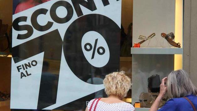 Commercio, la crisi non ha fine Ma in un anno aprono 221 negozi
