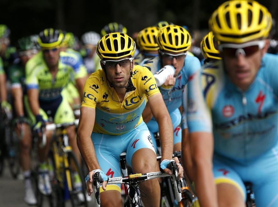 Grande impresa di Martin Nibali cede la maglia gialla