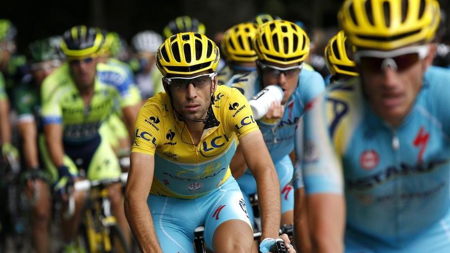 Grande impresa di Martin Nibali cede la maglia gialla