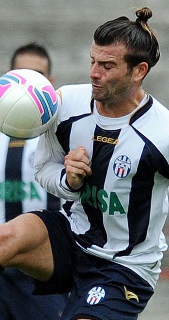 Cozzolino al Savona per Gentile 