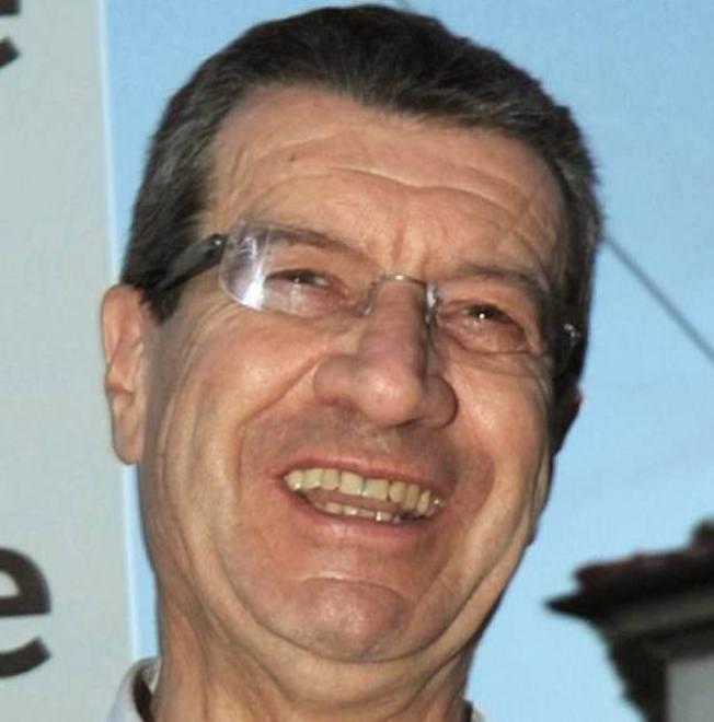 Il senatore Chiti al circolo Arci di via della Canalina