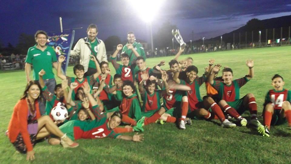 Grifone e Drago si dividono il Palio calcistico di Pistoia
