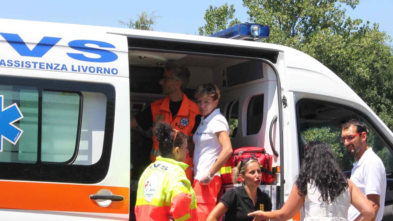 Scoppia il radiatore, conducente ustionato