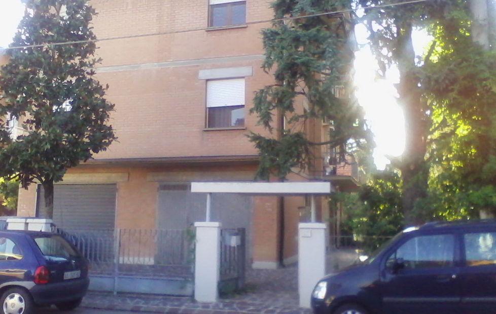 Un fantasma con almeno quattro residenze 