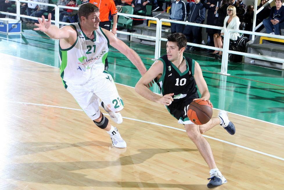 Basket, la Tesi Group tratta Daniele Cinciarini 