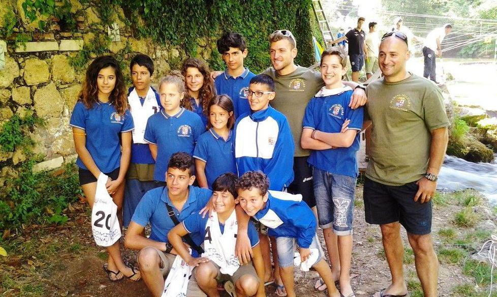 Brillano sull’Aniene i baby della Marina 