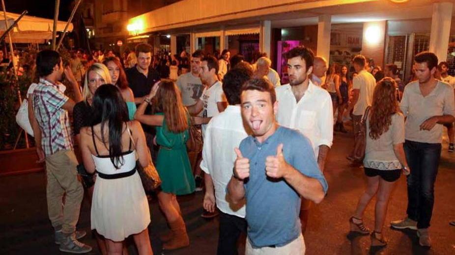 La Movida migra al porto Ecco la prima Festa al Faro