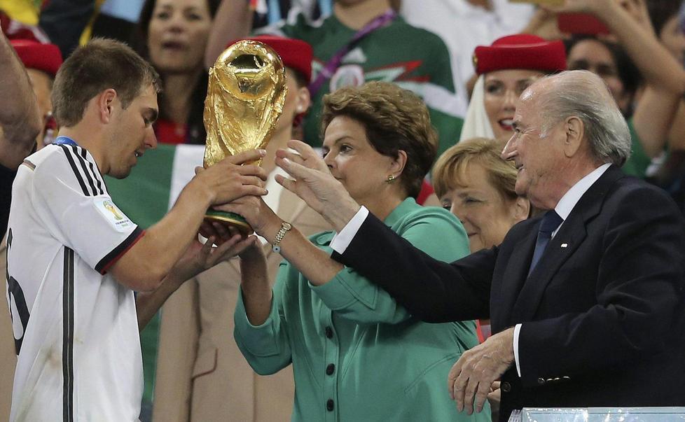 E Blatter si regala lo spot 