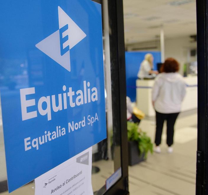 Equitalia, 95mila sardi pagano a rate 