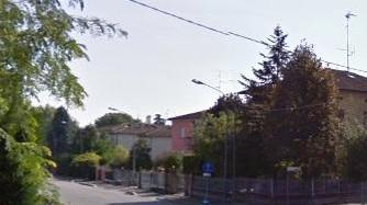Prendono a calci i banditi ed evitano di farsi truffare