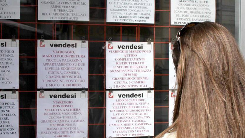 Via ai controlli sui collaboratori di oltre 400 agenzie immobiliari