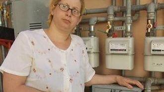 Riallacciato il gas alla giovane disoccupata