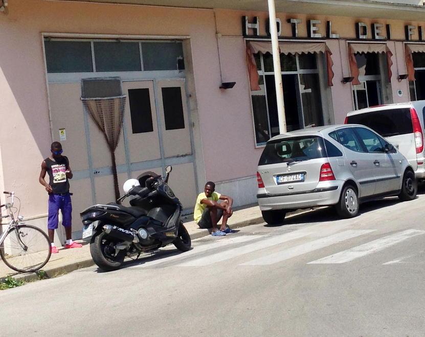 Arrivati altri 12 profughi a Pescia 